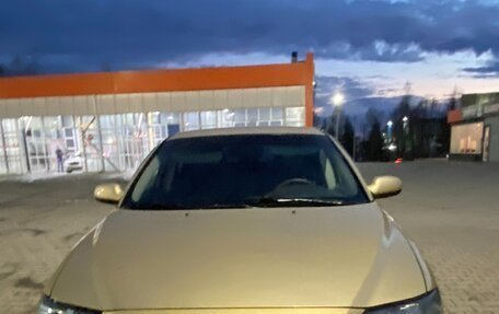 Volvo S60 III, 2001 год, 350 000 рублей, 2 фотография