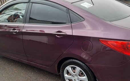 Hyundai Solaris II рестайлинг, 2011 год, 700 000 рублей, 8 фотография