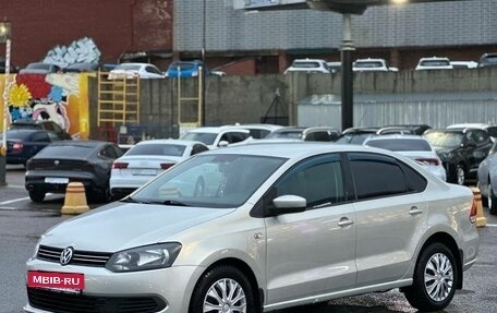 Volkswagen Polo VI (EU Market), 2012 год, 660 000 рублей, 2 фотография