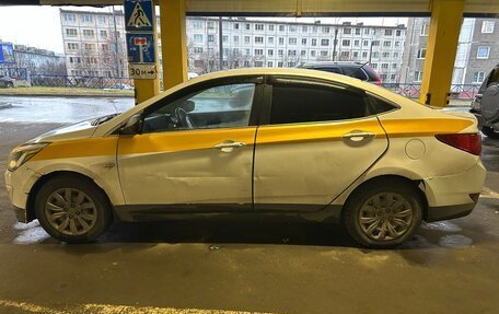 Hyundai Solaris II рестайлинг, 2016 год, 500 000 рублей, 3 фотография