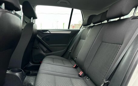 Volkswagen Golf VI, 2011 год, 649 000 рублей, 21 фотография