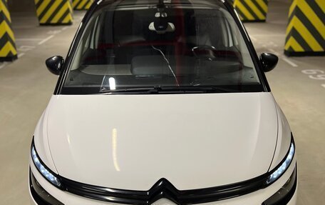 Citroen C4 Picasso II рестайлинг, 2017 год, 1 499 999 рублей, 8 фотография