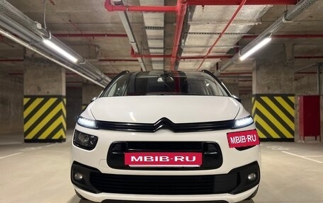 Citroen C4 Picasso II рестайлинг, 2017 год, 1 499 999 рублей, 10 фотография