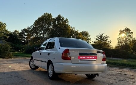 Hyundai Accent II, 2011 год, 800 000 рублей, 4 фотография