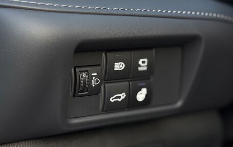 Toyota Highlander, 2025 год, 5 900 000 рублей, 27 фотография