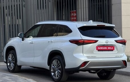 Toyota Highlander, 2025 год, 5 900 000 рублей, 18 фотография