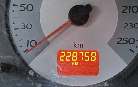 Renault Symbol I, 2006 год, 260 000 рублей, 15 фотография