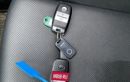 KIA Rio IV, 2018 год, 1 369 000 рублей, 14 фотография