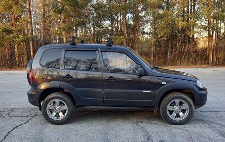 Chevrolet Niva I рестайлинг, 2012 год, 480 000 рублей, 4 фотография