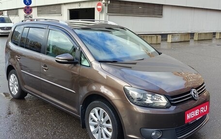 Volkswagen Touran III, 2012 год, 1 250 000 рублей, 3 фотография