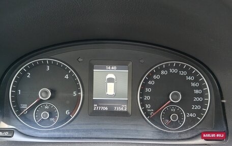 Volkswagen Touran III, 2012 год, 1 250 000 рублей, 13 фотография