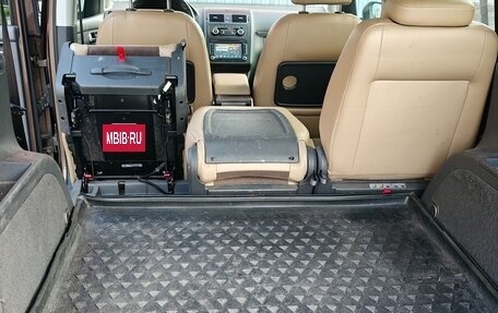 Volkswagen Touran III, 2012 год, 1 250 000 рублей, 18 фотография