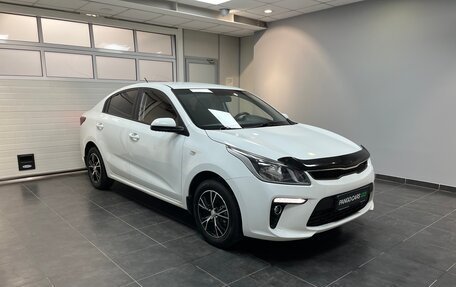 KIA Rio IV, 2018 год, 1 195 000 рублей, 3 фотография