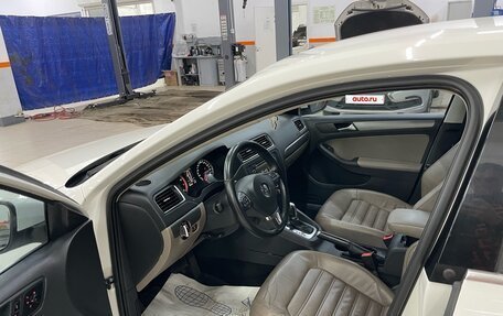 Volkswagen Jetta VI, 2012 год, 1 239 000 рублей, 6 фотография