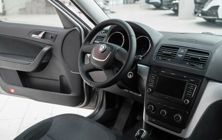 Skoda Yeti I рестайлинг, 2012 год, 707 000 рублей, 11 фотография