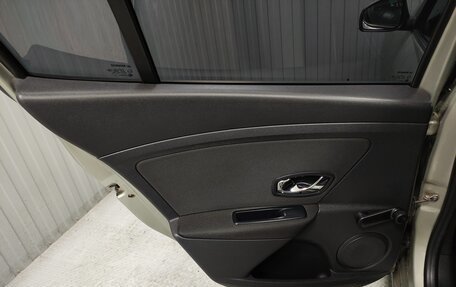 Renault Megane III, 2014 год, 600 000 рублей, 16 фотография