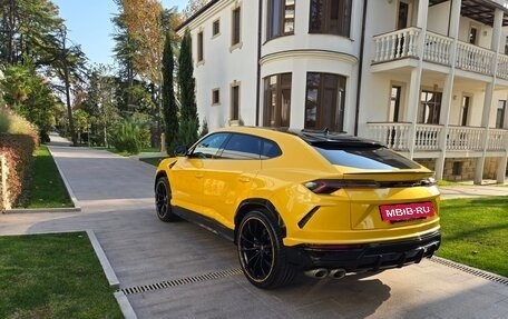 Lamborghini Urus I, 2022 год, 32 000 000 рублей, 11 фотография
