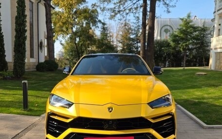 Lamborghini Urus I, 2022 год, 32 000 000 рублей, 2 фотография