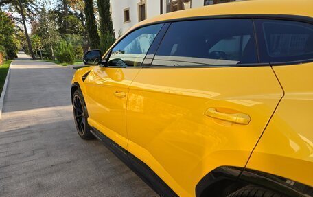 Lamborghini Urus I, 2022 год, 32 000 000 рублей, 14 фотография