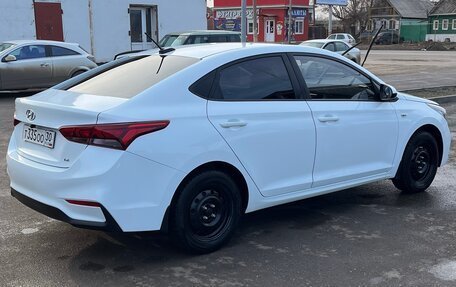 Hyundai Solaris II рестайлинг, 2019 год, 1 470 000 рублей, 5 фотография