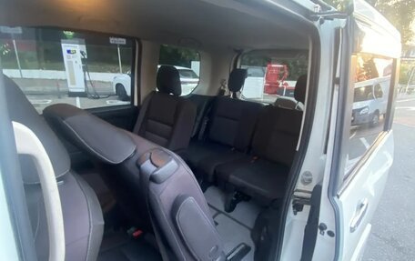 Nissan Serena IV, 2018 год, 1 600 000 рублей, 6 фотография