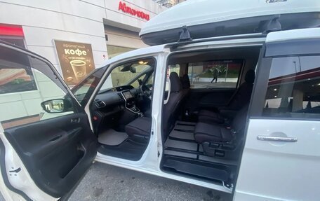 Nissan Serena IV, 2018 год, 1 600 000 рублей, 4 фотография