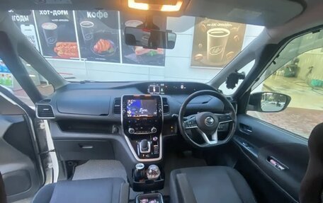 Nissan Serena IV, 2018 год, 1 600 000 рублей, 7 фотография