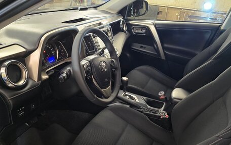 Toyota RAV4, 2014 год, 1 700 000 рублей, 9 фотография