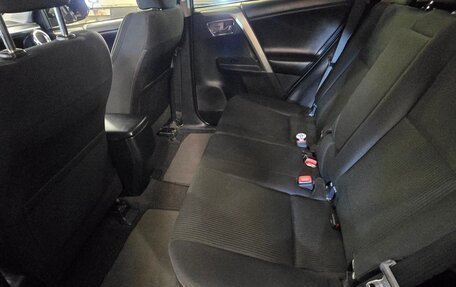 Toyota RAV4, 2014 год, 1 700 000 рублей, 12 фотография