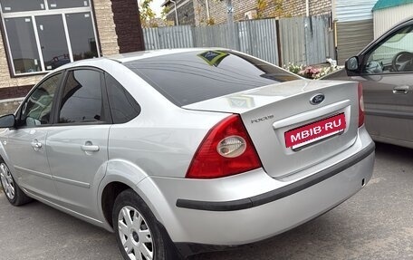 Ford Focus II рестайлинг, 2005 год, 340 000 рублей, 2 фотография