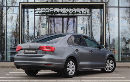 Volkswagen Jetta VI, 2015 год, 1 100 000 рублей, 2 фотография