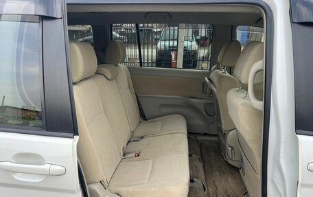 Toyota ISis I, 2014 год, 1 699 000 рублей, 13 фотография