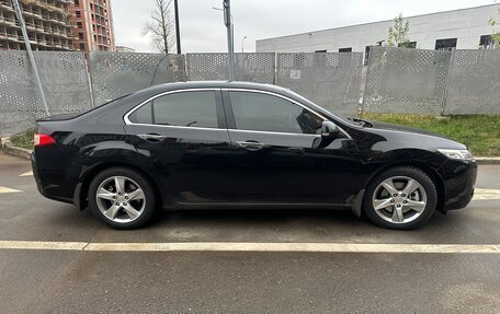 Honda Accord VIII рестайлинг, 2011 год, 1 700 000 рублей, 4 фотография