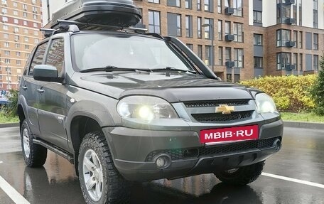 Chevrolet Niva I рестайлинг, 2018 год, 850 000 рублей, 7 фотография