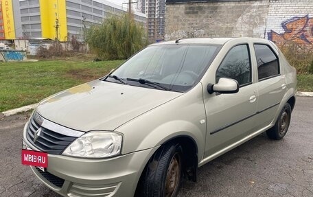 Renault Logan I, 2013 год, 700 000 рублей, 10 фотография