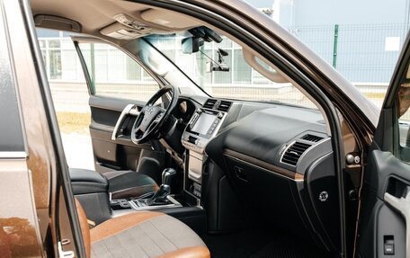 Toyota Land Cruiser Prado 150 рестайлинг 2, 2018 год, 3 600 000 рублей, 5 фотография