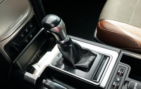 Toyota Land Cruiser Prado 150 рестайлинг 2, 2018 год, 3 600 000 рублей, 7 фотография