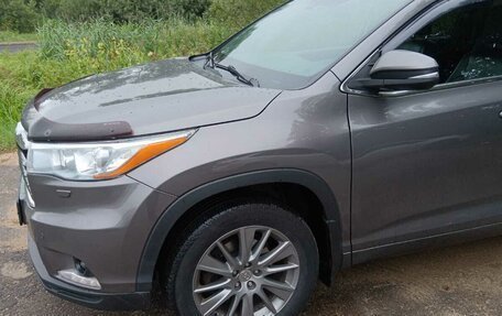 Toyota Highlander III, 2015 год, 3 250 000 рублей, 11 фотография