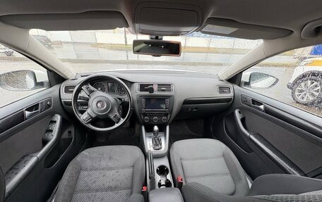Volkswagen Jetta VI, 2013 год, 1 200 000 рублей, 7 фотография