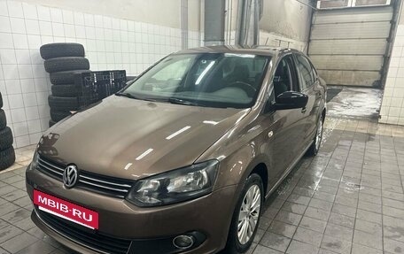 Volkswagen Polo VI (EU Market), 2014 год, 930 000 рублей, 4 фотография