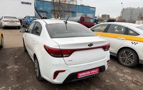 KIA Rio IV, 2021 год, 850 000 рублей, 1 фотография