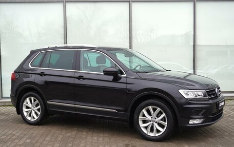 Volkswagen Tiguan II, 2017 год, 2 105 000 рублей, 1 фотография