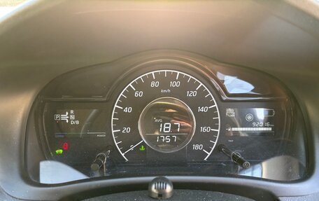 Nissan Note II рестайлинг, 2017 год, 1 400 000 рублей, 8 фотография