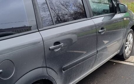 Opel Zafira B, 2012 год, 770 000 рублей, 3 фотография