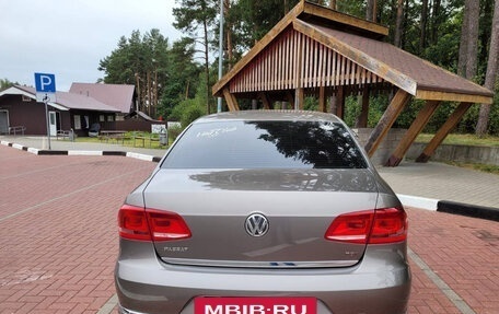 Volkswagen Passat B7, 2011 год, 1 300 000 рублей, 2 фотография