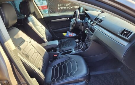 Volkswagen Passat B7, 2011 год, 1 300 000 рублей, 12 фотография