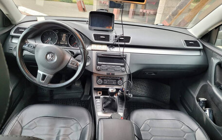 Volkswagen Passat B7, 2011 год, 1 300 000 рублей, 10 фотография