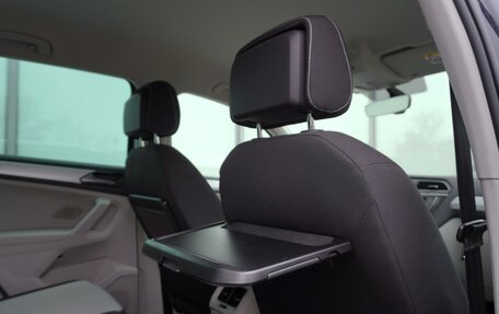 Volkswagen Tiguan II, 2017 год, 2 105 000 рублей, 19 фотография