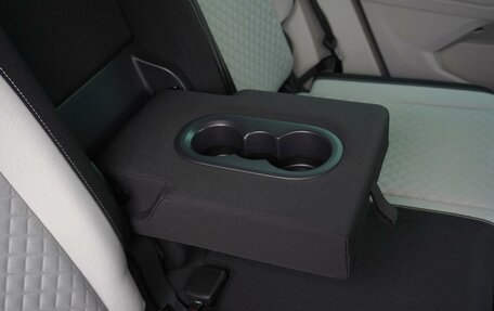 Volkswagen Tiguan II, 2017 год, 2 105 000 рублей, 18 фотография