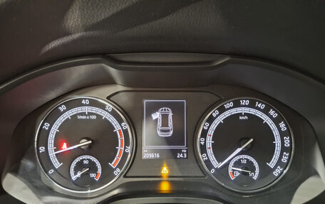 Skoda Karoq I, 2021 год, 1 775 000 рублей, 16 фотография